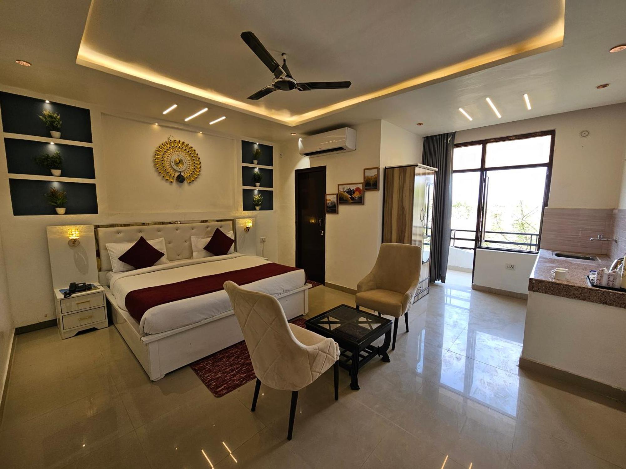 Elegance Resort Vrindāvan Eksteriør bilde