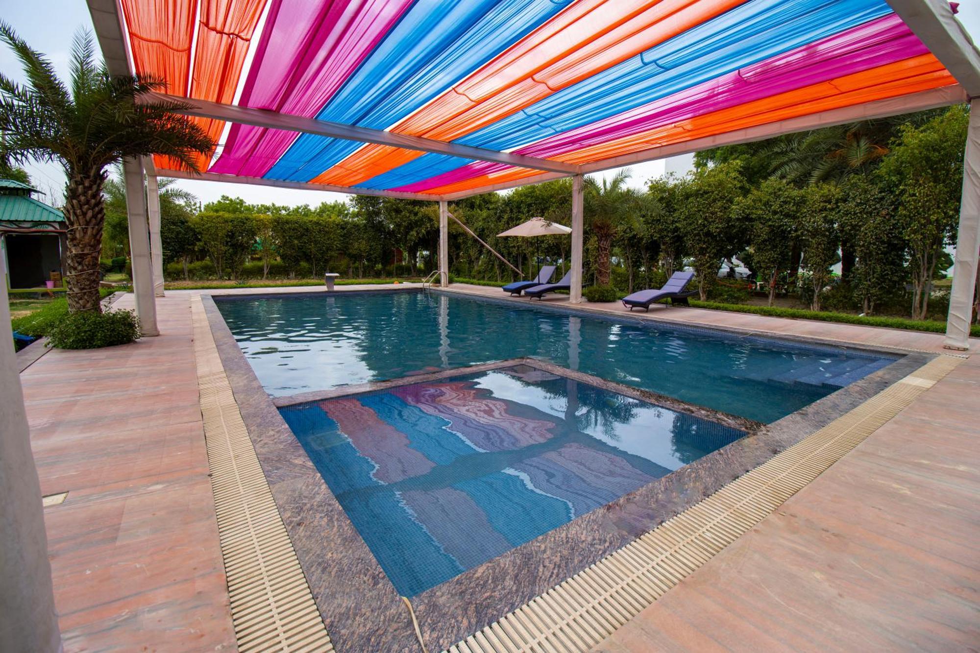 Elegance Resort Vrindāvan Eksteriør bilde