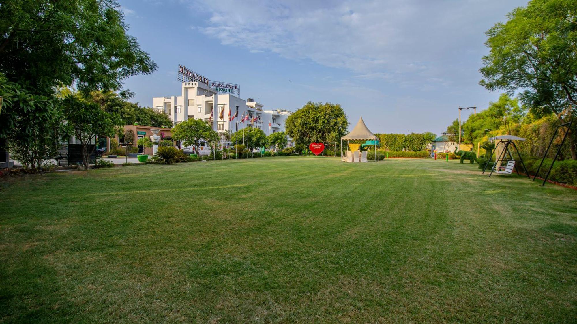 Elegance Resort Vrindāvan Eksteriør bilde