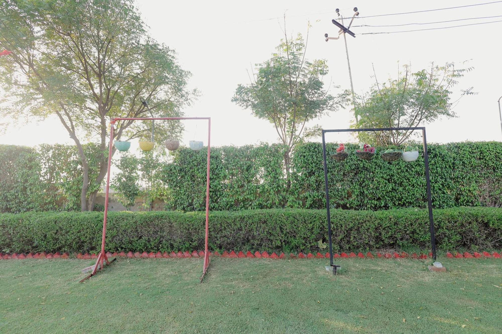 Elegance Resort Vrindāvan Eksteriør bilde